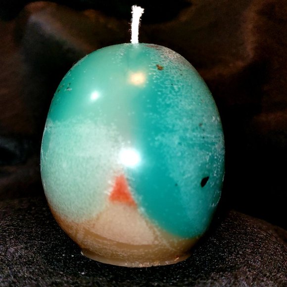 Skull candle - Picture 2 of 2